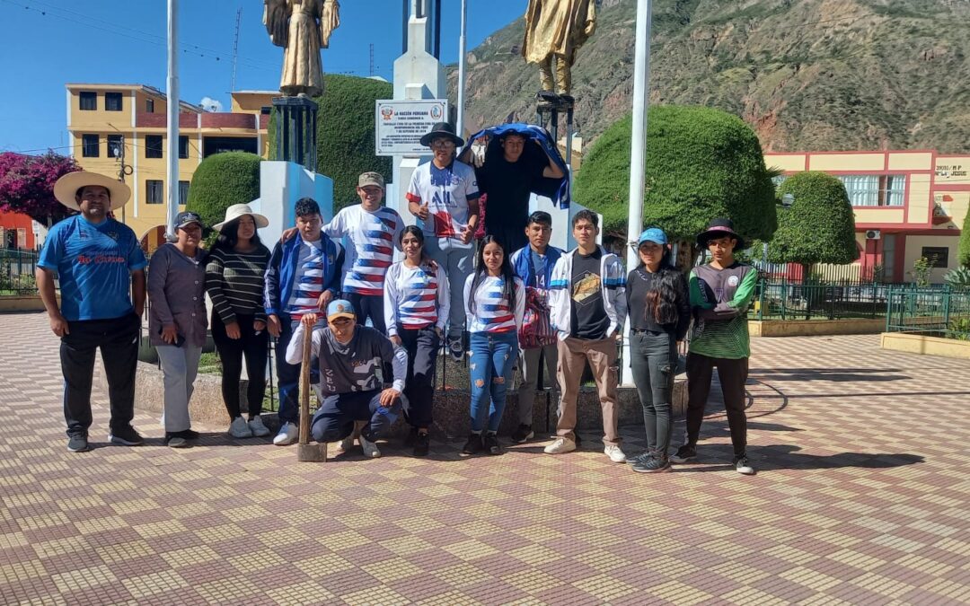 Participación Destacada de Estudiantes del IESPP Benigno Ayala Esquivel en Evento Costumbrista de Cangallo